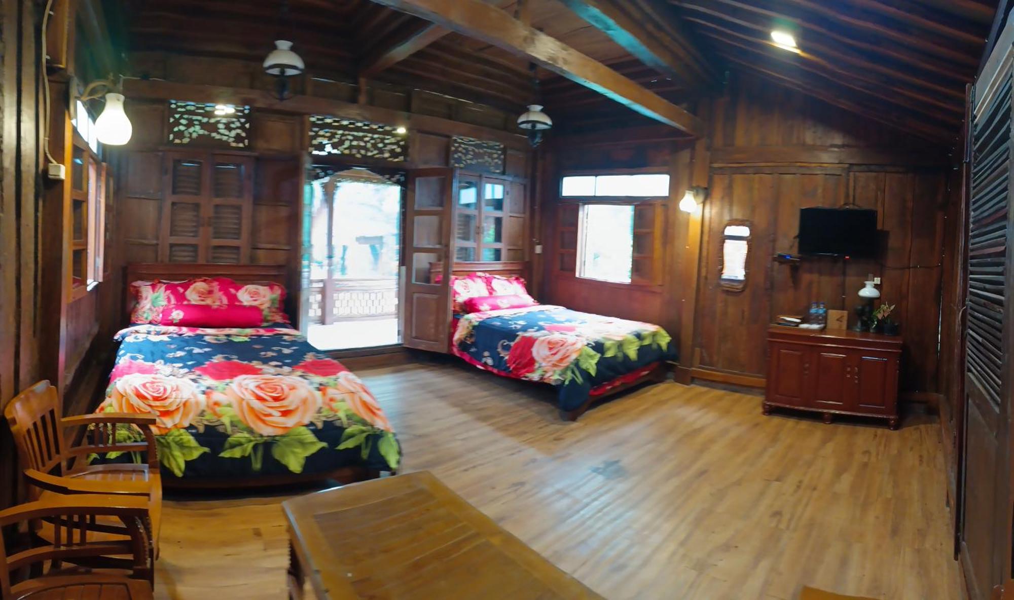 Omah Kayu Bromo Villa Ngadisari Exterior photo