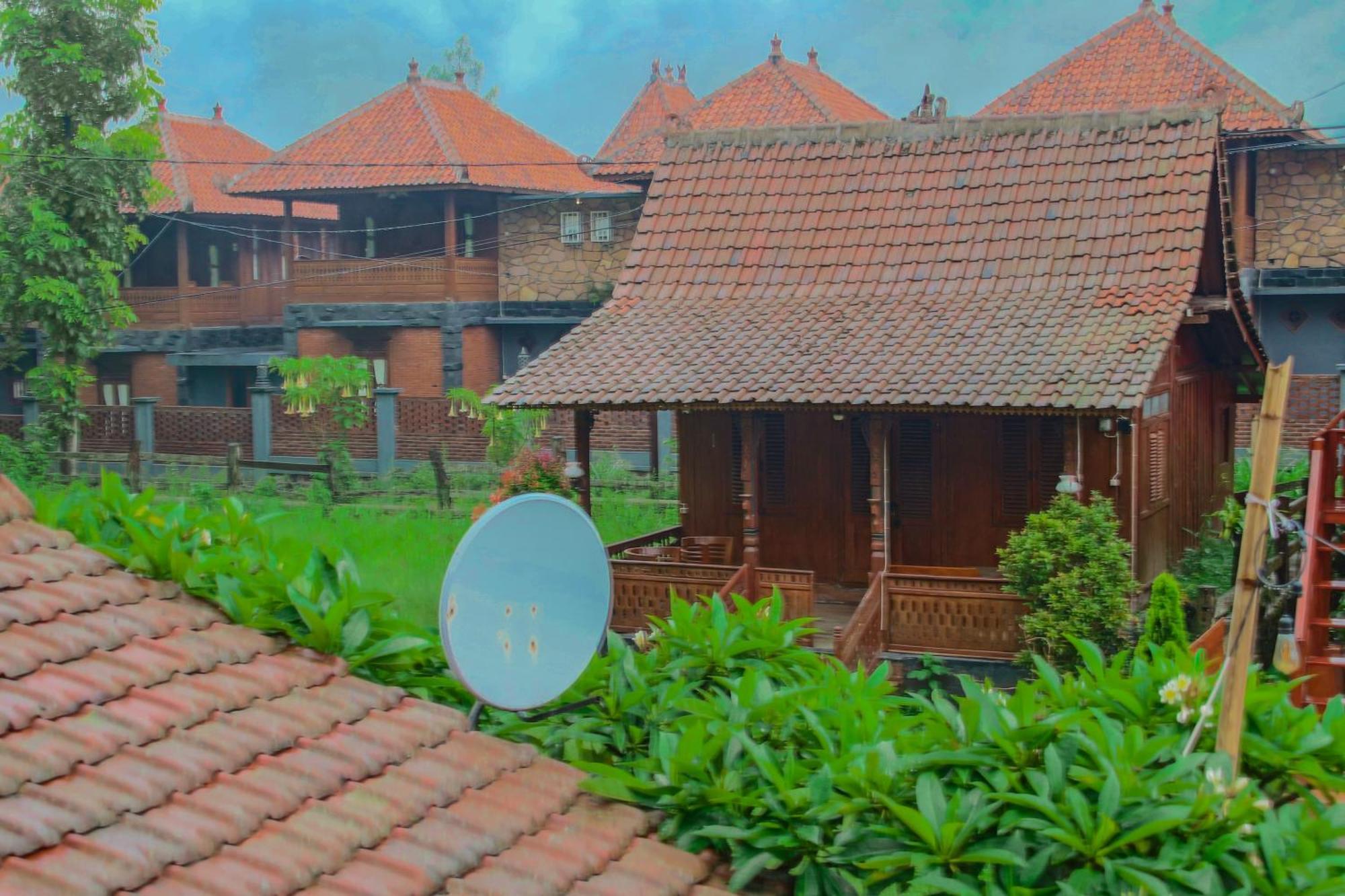 Omah Kayu Bromo Villa Ngadisari Exterior photo